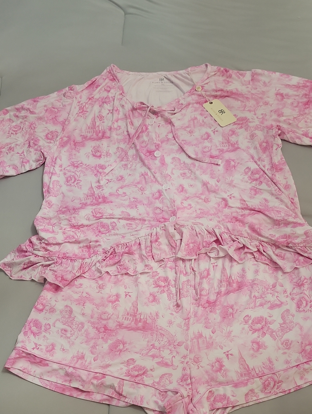 Bums & Roses Pink Floral Womens Pajama Set NWT